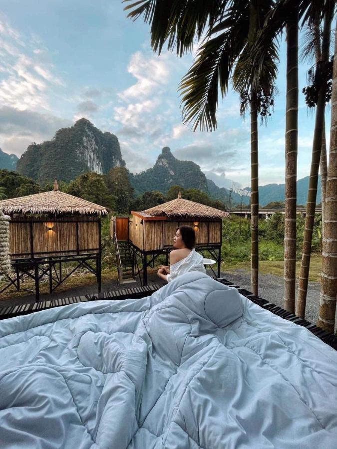 Готель Bridge Hill Cafe Glamping Khao Sok National Park Екстер'єр фото