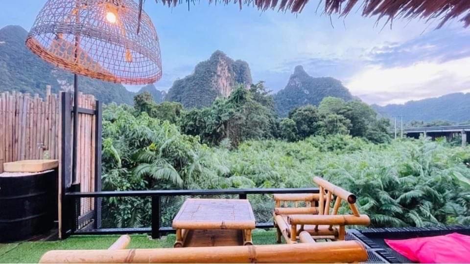 Готель Bridge Hill Cafe Glamping Khao Sok National Park Екстер'єр фото